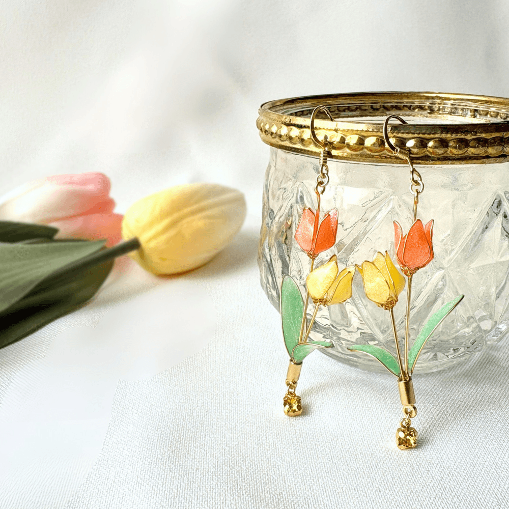 【チューリップ】ピアス オレンジと黄色 揺れる サージカルステンレス 金属アレルギー対応 受注生産 春の新作 | 2枚目